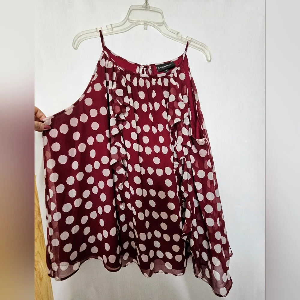 Lane Bryant flowy tank top wine color and white. Size 22 - Picture 2 of 6